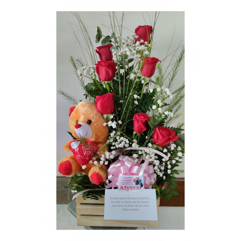 Rosas y peluche